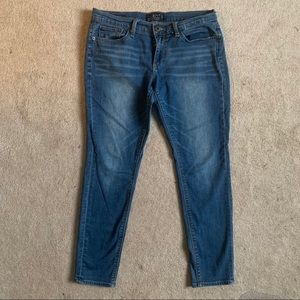 Charlie Skinny size 10/30